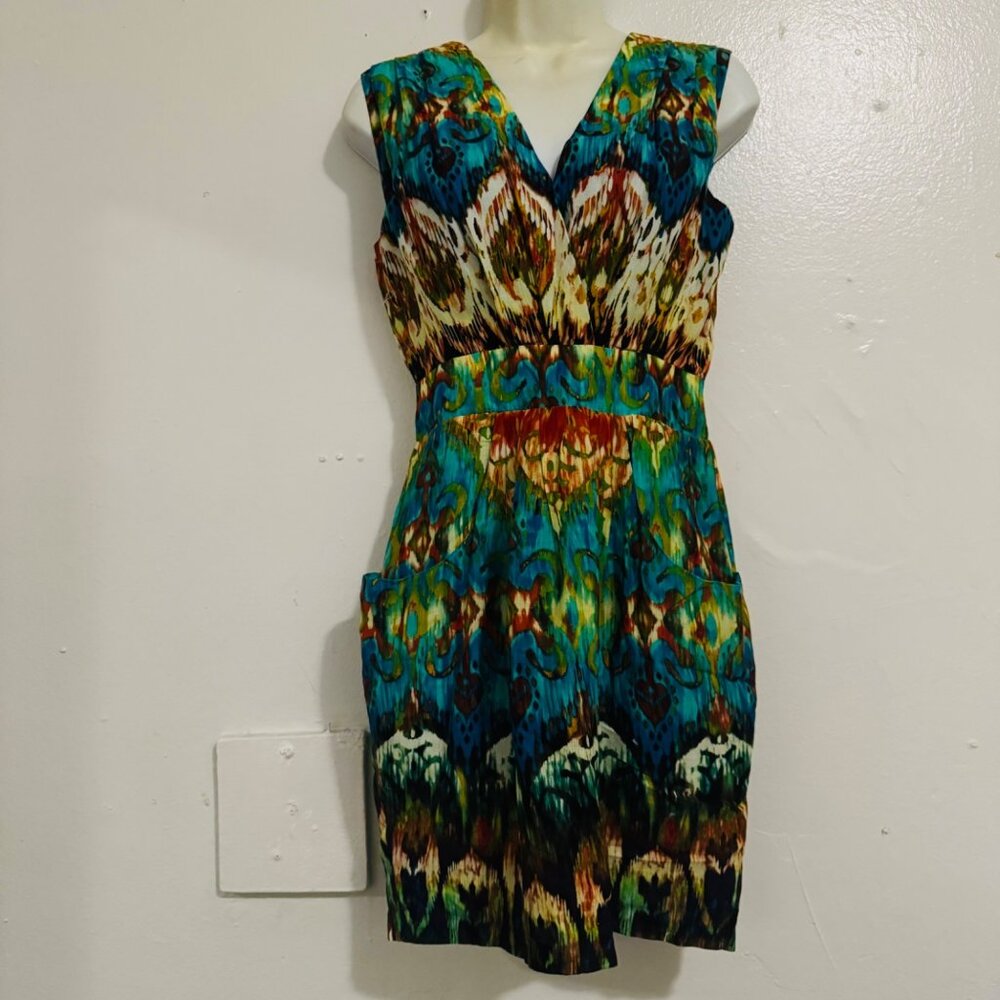 Guess Los Angeles womens dress sleeveless multicolor size‎ 2 V-neck pockets